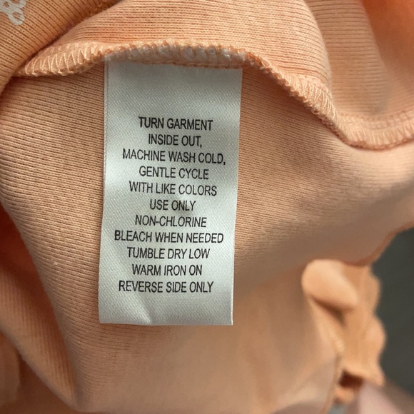 TeeCo Yoga Top - Picture 7 of 7